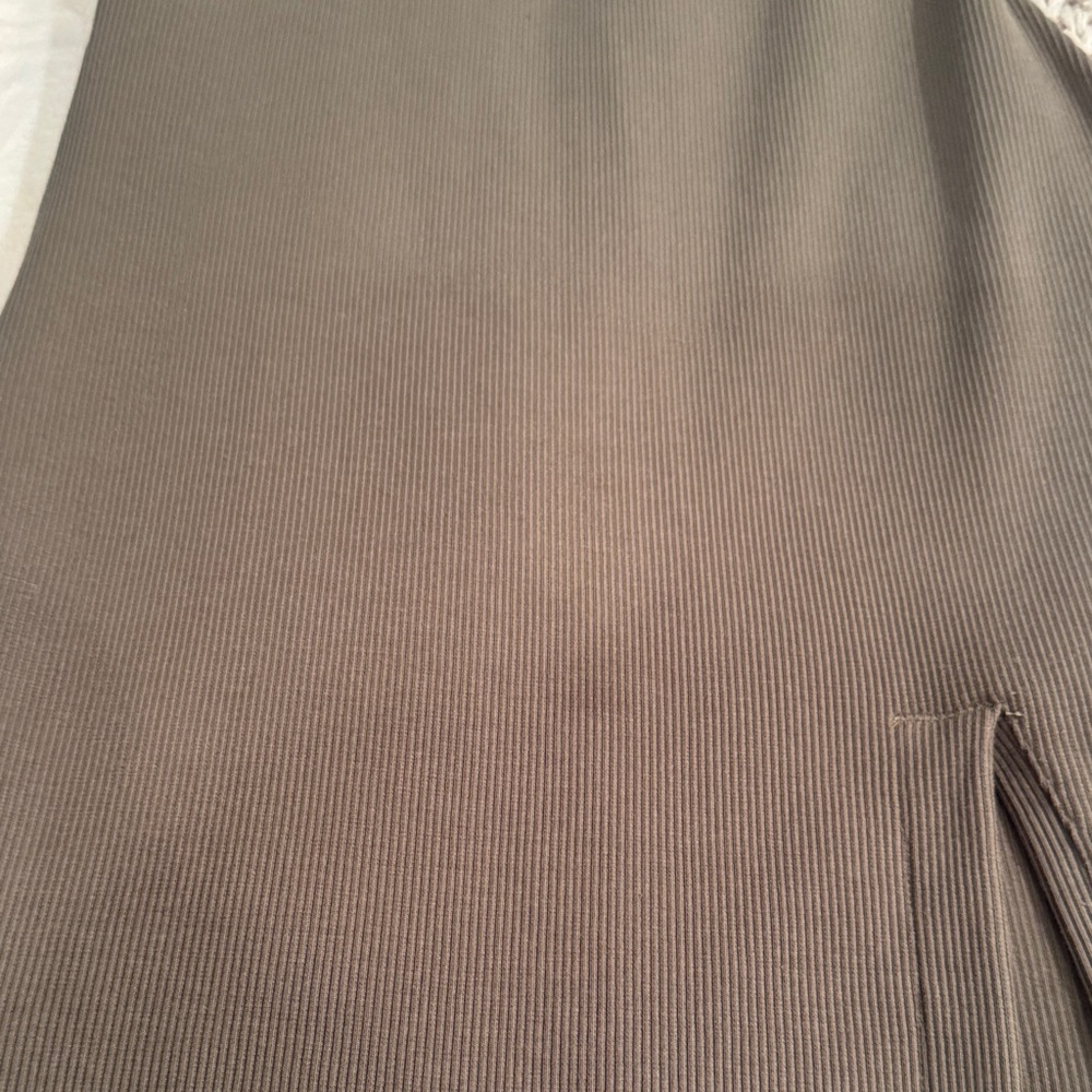 Jordan Long Sleeve Dress in Brown/olive greenish - Picture 5 of 5